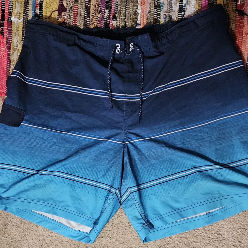 George blue ombre striped swim trunks with mesh lining sz 2XL (44-48)